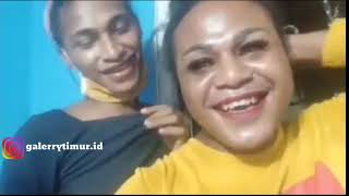 Lolita donat / Cuci piring kotor