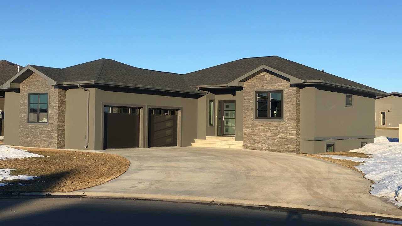 5 Kingfisher Place, Winkler YouTube