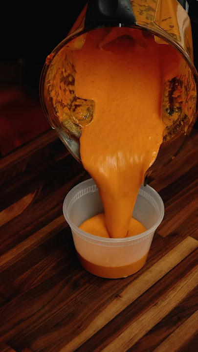 The spicy creamy salsa roja