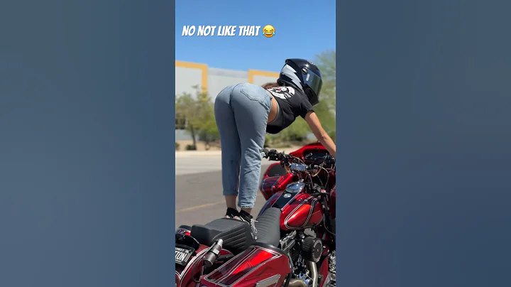 When you ask her to pop it up 😂 #harleydavidson #roadglide #bagger #wheelie #howto #female #stunts