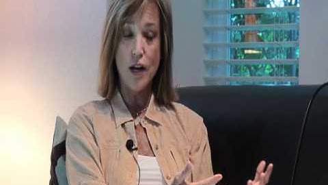 Ask Shawna:  Teaching Proper Paddock Manners!