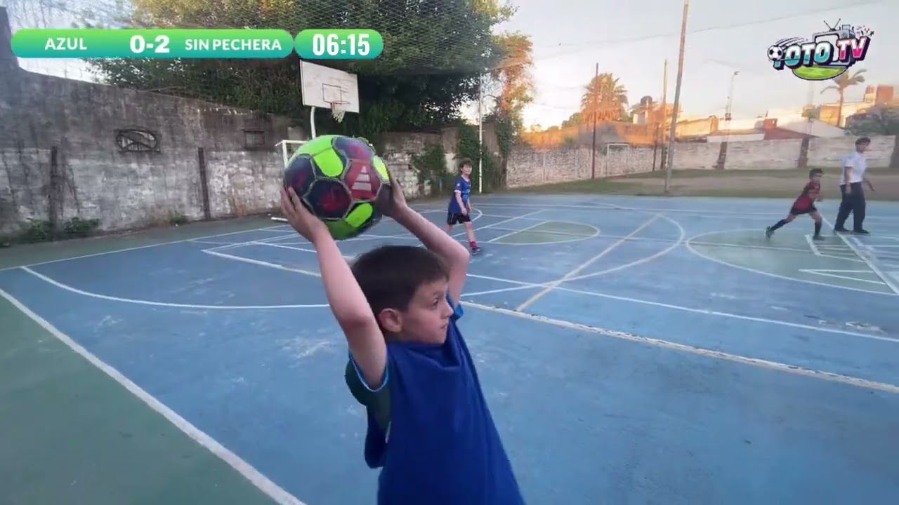 Azul VS sin pechera 2-4 1 parte 