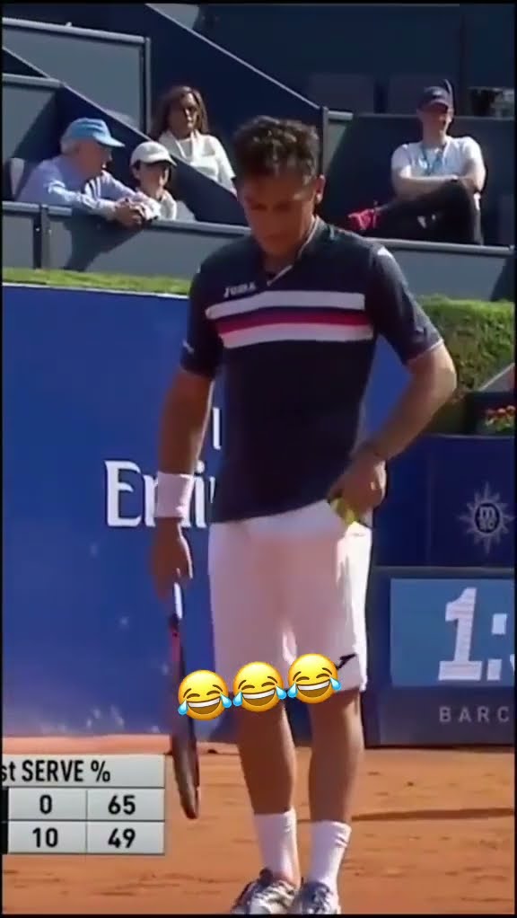 Oh no ??? (via @TennisTV/IG)