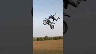 Jumping Beside Bonzs With A Holy Grab To Double Indy