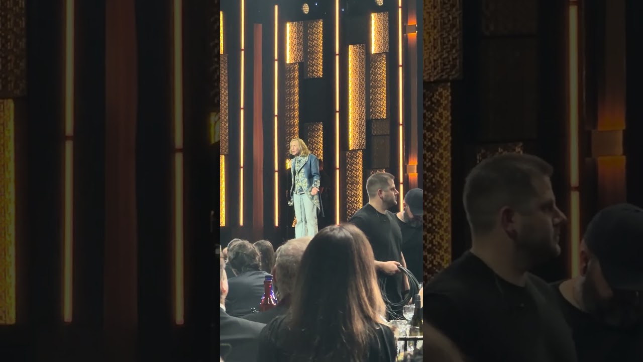 Эми Мэдиган получила премию Critics Choice Awards в номинации «Лучшая актриса второго плана» 