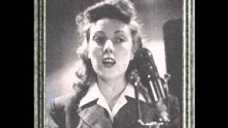 Vignette de la vidéo "Vera Lynn - A Nightingale Sang In Berkeley Square 1940"