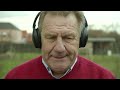 GENIETEN: Jan Boskamp schittert met grasmaaier in nieuwe tv-commercial - VOETBAL INSIDE