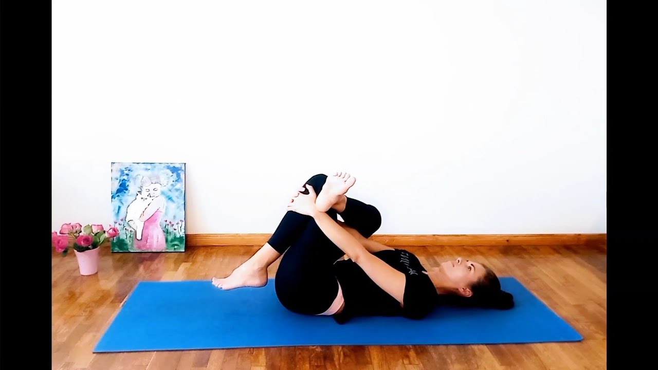 Pilates | 20 Minute Flow | Gentle Stretches & Relaxing Music