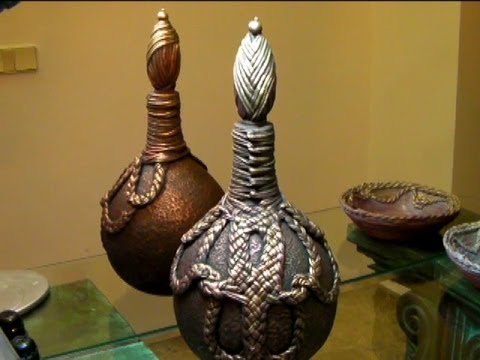 Botellas De Vidrio Decoradas En Relieve Botellas De Vidrio Decoradas En Relieve