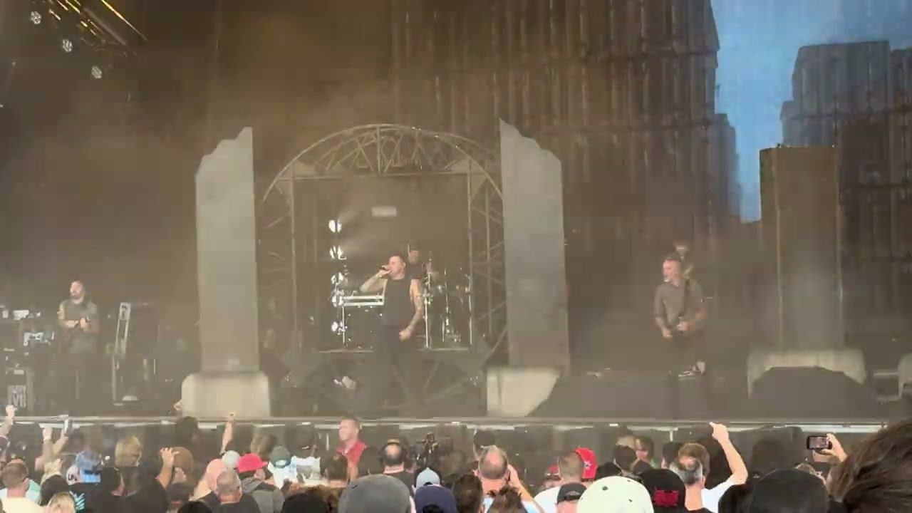 Parkway Drive - Glitch - Summer of Loud 2025 - Houston, TX - 06/28/25