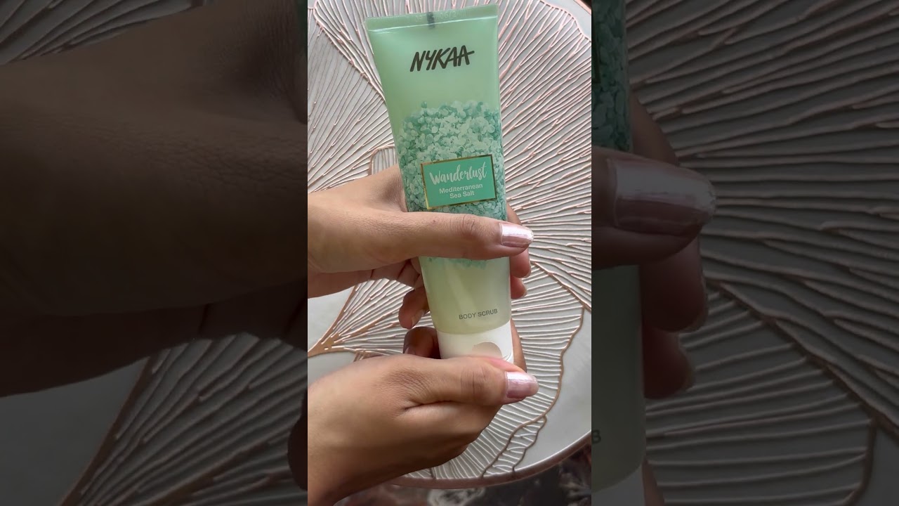 Nykaa Wanderlust Mediterranean Sea Salt Gel Body Scrub 