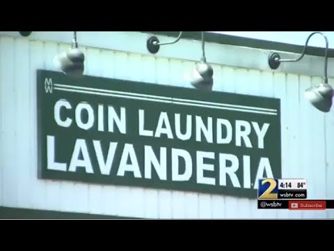 video-shows-violent-brawl-outside-of-a-laundromat