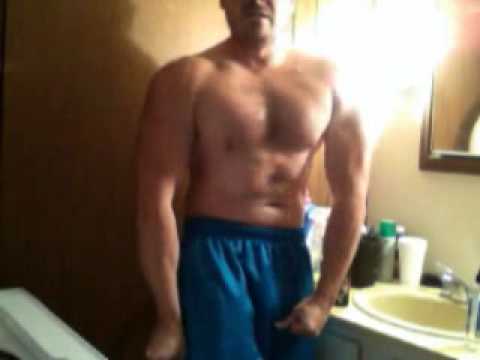 Powerlifter messing around flexing ( Looking like an idiot haha )