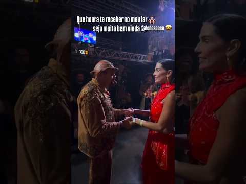 Tirullipa conversando com a Deborah Secco no Circo