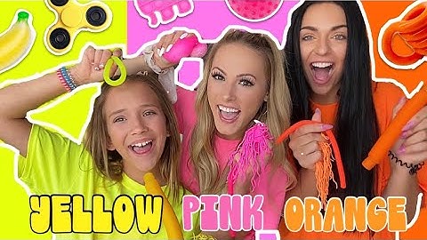 THE ULTIMATE NEON FIDGET SHOPPING CHALLENGE! 💛💗🧡