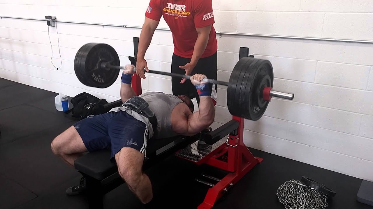 515 raw bench press - YouTube