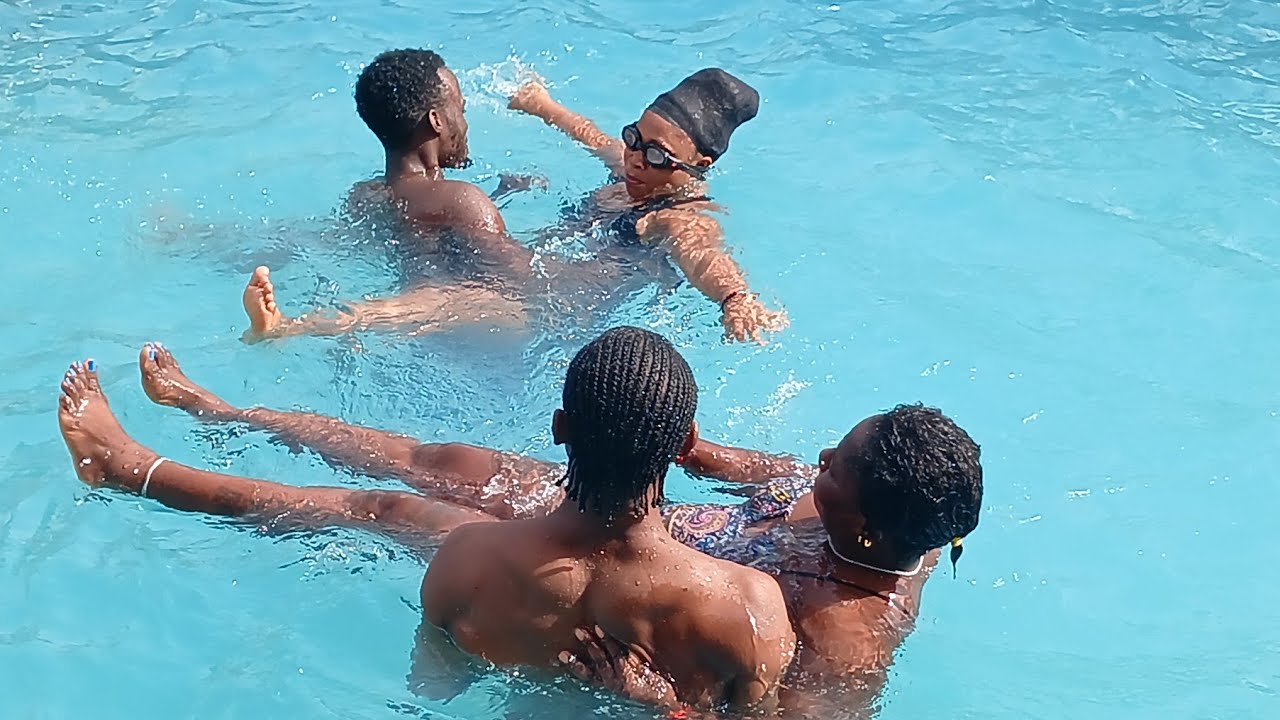 pool party turn h🫣t?