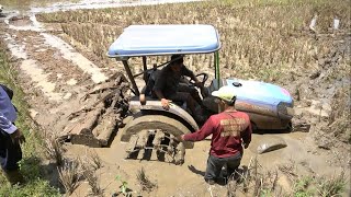 Parah Banget! Traktor Sawah Roda 4 Terjebak Lumpur || ISEKI NT540F Part.1