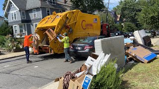 Capitol Mack LR McNeilus Packing a Huge Bulk Pile at Allston Christmas