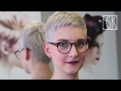 Video: Sådan klipper du kort hår (med billeder)