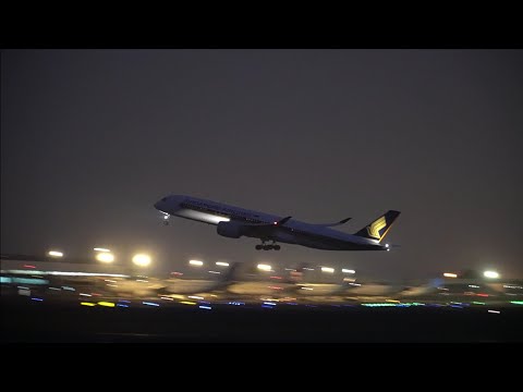 Nonton Pesawat Terbang Malam Hari, Landing dan take Off di Bandara Soekarno Hatta Jakarta