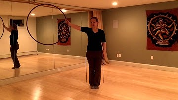 One handed gliding turn: a hoop dance tutorial