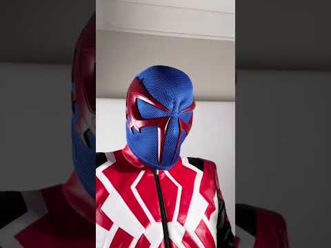 Обзор на маску паука 2099