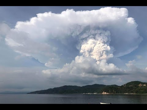 LIVE: Taal volcano eruption in Tagaytay, Philippines