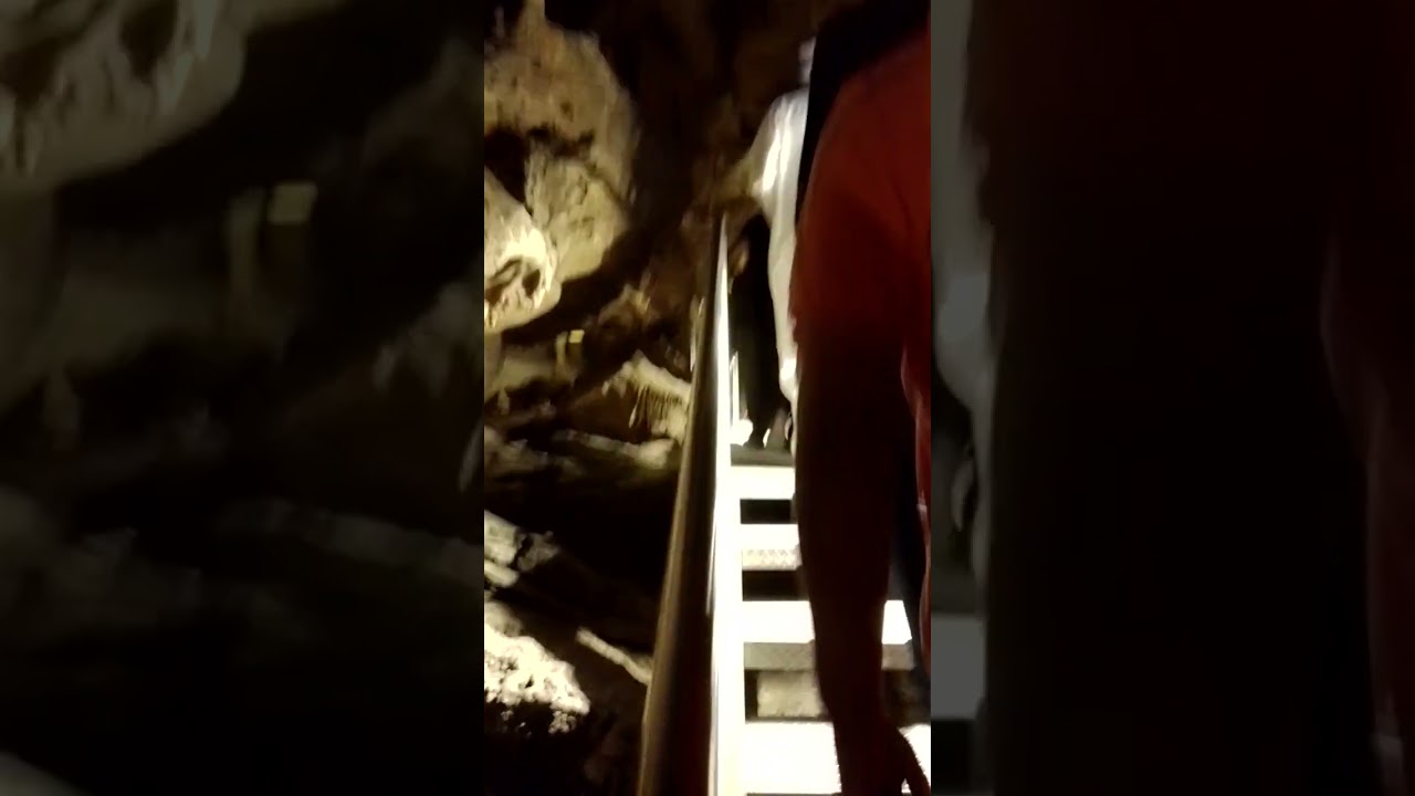 holiday season 2023 in Oman Nizwa city Al hotta cave