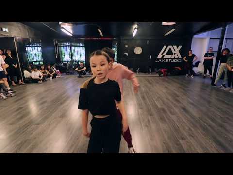 MAD LOVE SEAN PAUL - DELPHINE LEMAITRE AND AMALIA SALLE DANCE CLASS