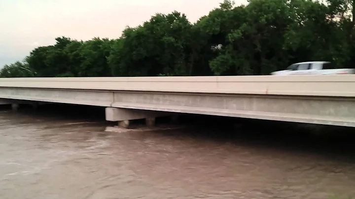 Memorial Day flood: Gilleland Creek at 290 in Manor, TX