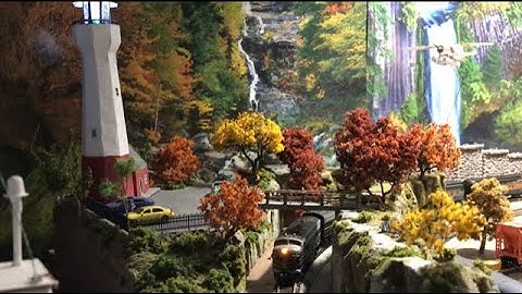 AJS Model Railway N scale layout update #14 - Atlas fence added on my Lighthouse Point & Zip Line.