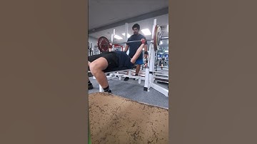 Week 3 : Comp bench 1x112.5kg RPE 9
