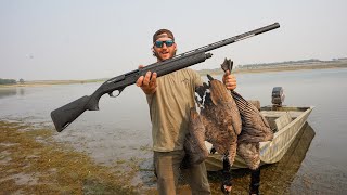 Hunting North Dakota Big Water Honkers with My New Shotgun!!