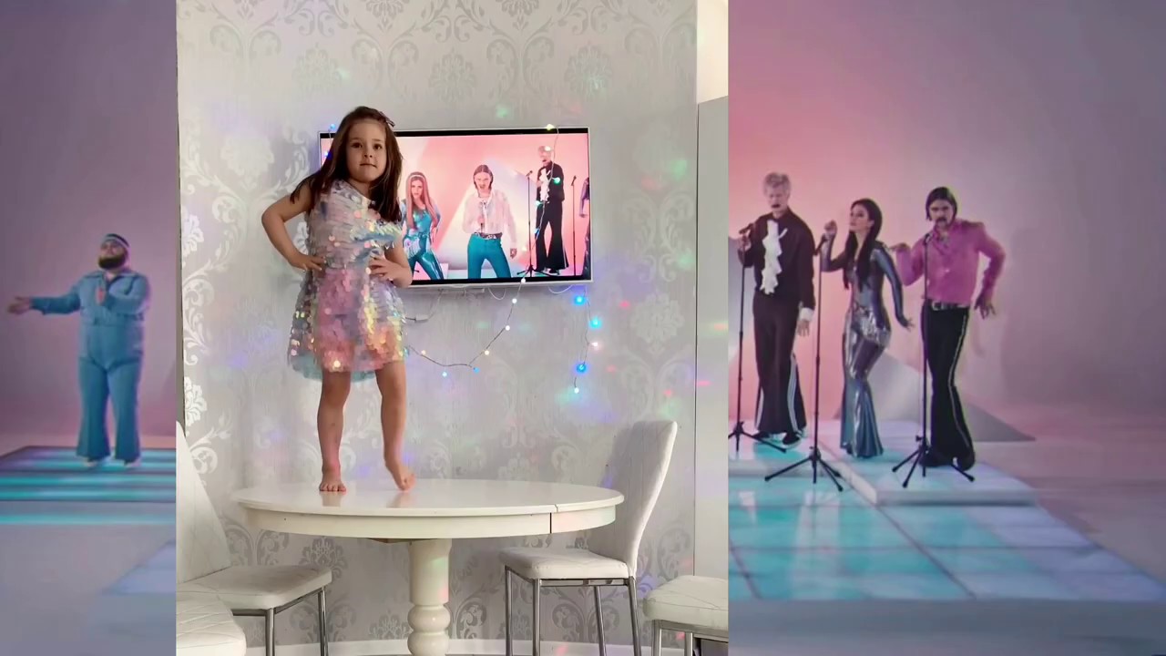 костюмы из клипа уно. песни уно. Little big uno ильич. включи видео uno little. штаны из клипа уно.