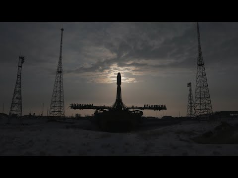 Soyuz-2.1b ready to launch 34 OneWeb satellites
