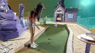 MY GIRLFRIEND'S BEST GAME OF MINI GOLF EVER WITH SO MANY HOLE IN ONES! | Brooks Holt screenshot 3