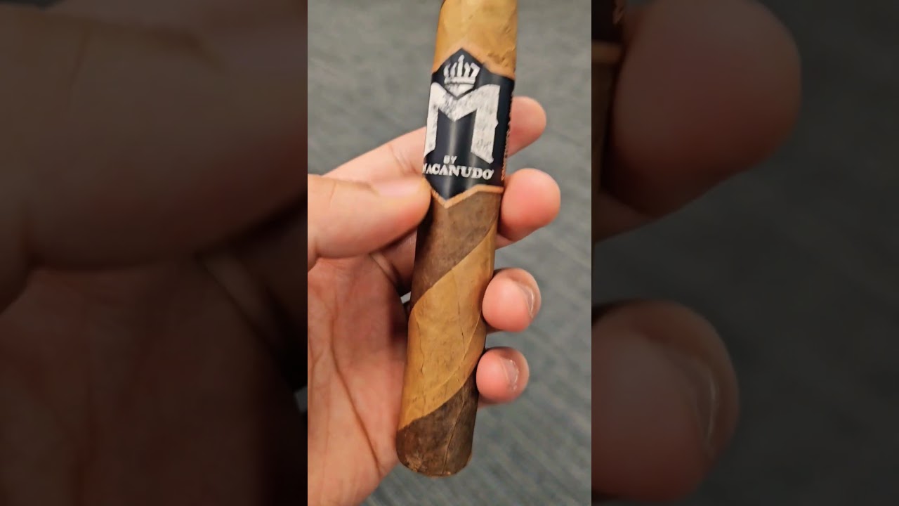 M by Macanudo Coffee ☕️ Tastes like eating a chocolate and drinking coffee😃 