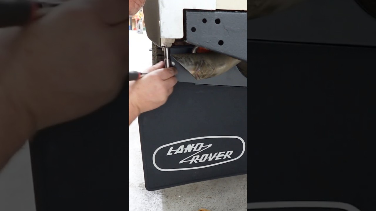 Установка лучших в мире брызговиков для Defender 