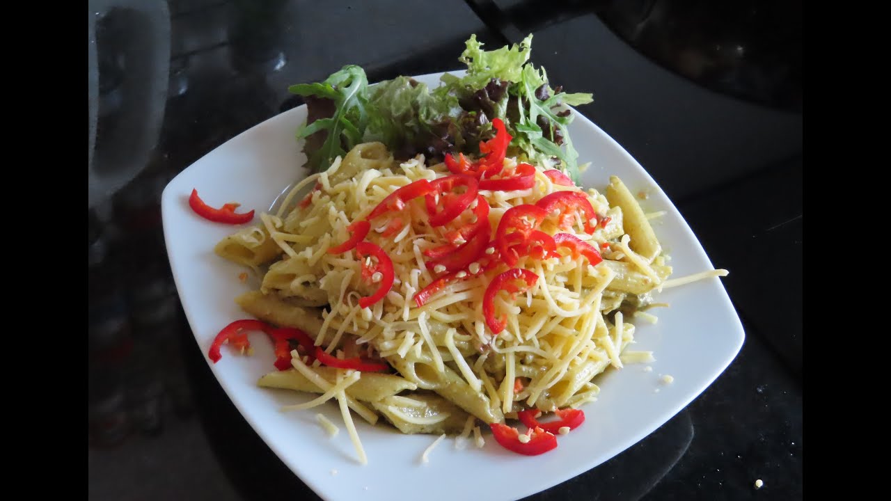 Kip Pasta Pesto (4 à 5 personen)