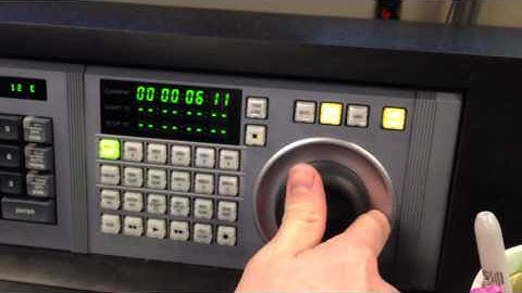 Sony MVS 8000 : Adding a graphic