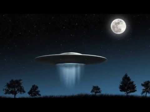 Video: Un Raggio Di Luce è Stato Attirato Verso L'interno: La Gente Di Novosibirsk Ha Parlato Dell'invasione UFO Nel 1989 - Visualizzazione Alternativa