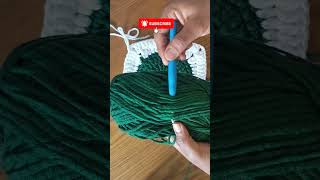 Round Center Granny Square ✨ Easy Crochet Trick #crochet #crochetcrosai #easycrochet