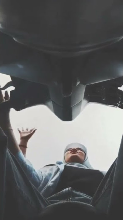 Cewek Cantik Ngangkang Auto Gagal Fokus