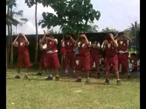 Gundul - Gundul Pacul SDN Keputon 01 - YouTube