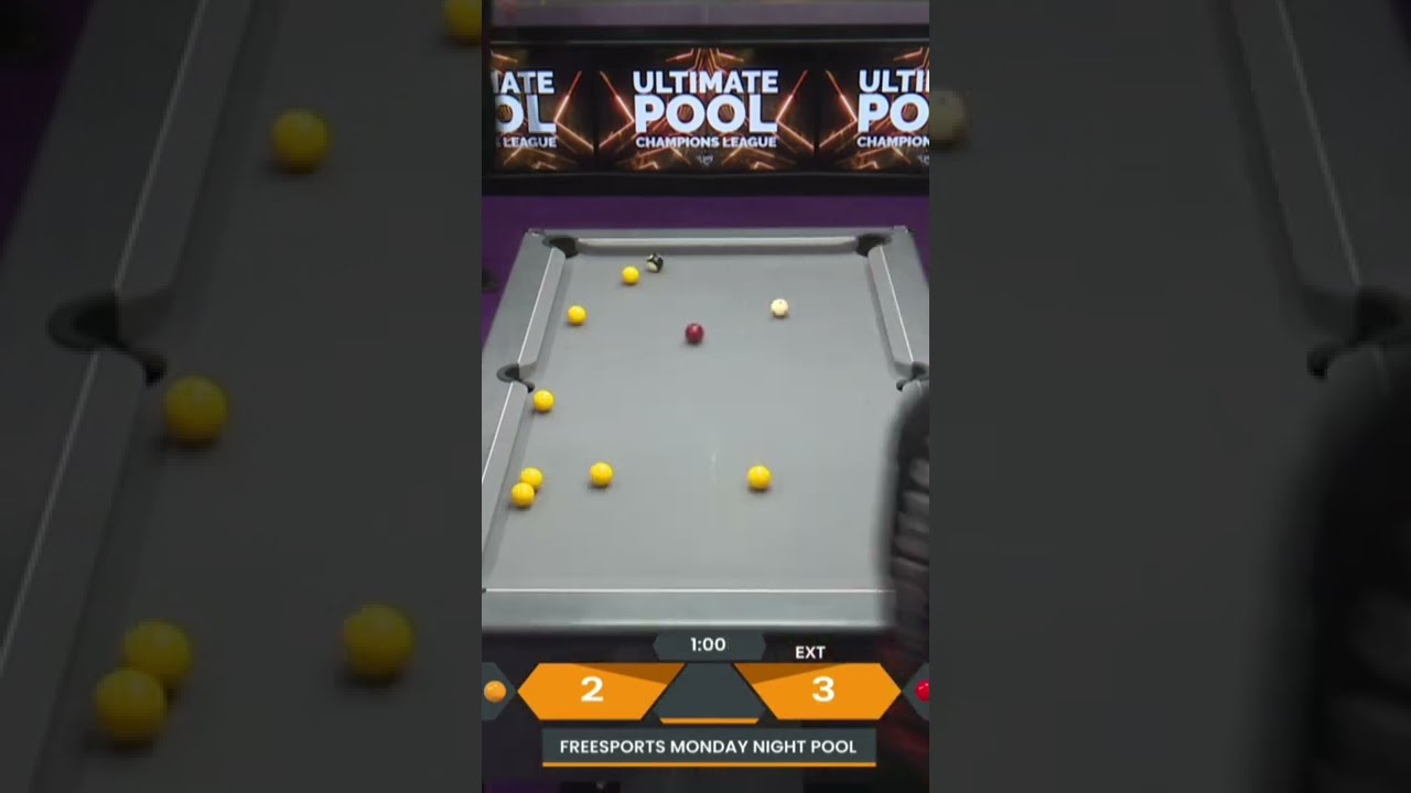 Luckiest snooker escape ever played by David McNamara! 😲 #snooker #billiards #lucky #8ballpool