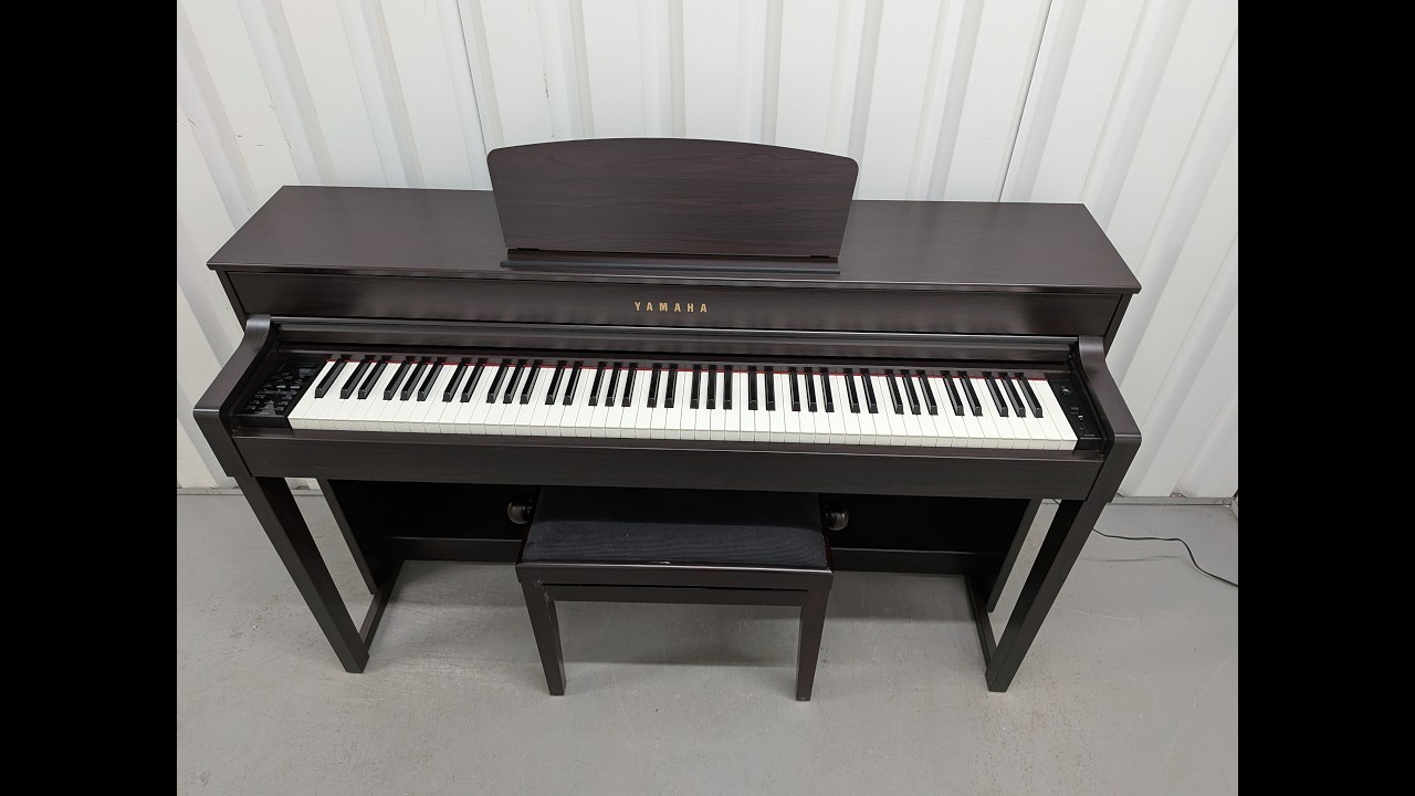 Yamaha Clavinova CLP-535 and matching stool in dark rosewood stock