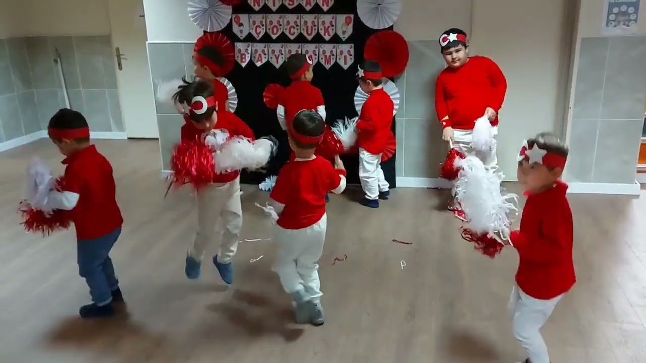 Özgürlük  23 Nisan Bayramı Kutlamaları