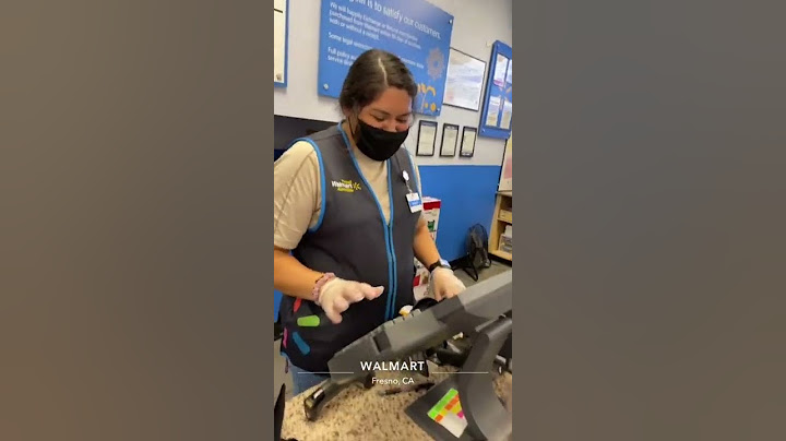 #walmart cashier lady was ignoring me 😂😂😂🤦🏾‍♂️