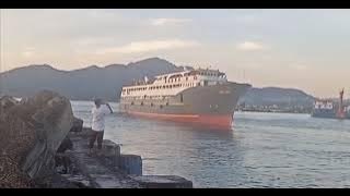 kk sayang ko,seperti daun kelapa melambai,kamu.manis seperti gula@arus laut teavelling